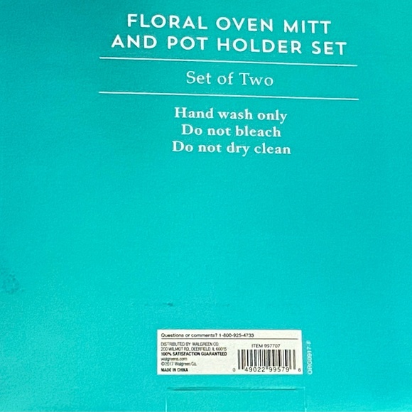 New in Box Modern Expressions Pretty Floral 2 piece Mitt & Pot Holder Set Gift - Picture 5 of 7